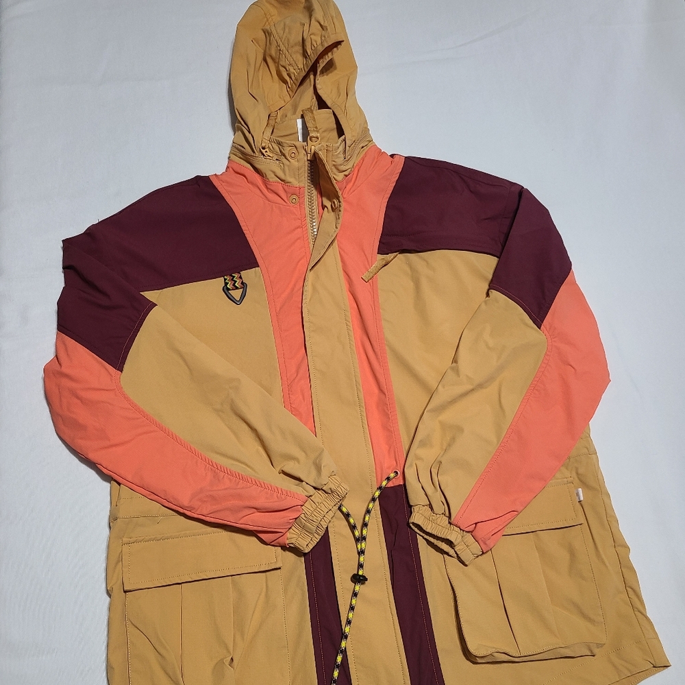 Fabletics x Khloe Kardashian Colab New Heights Cargo Jacket sz XS